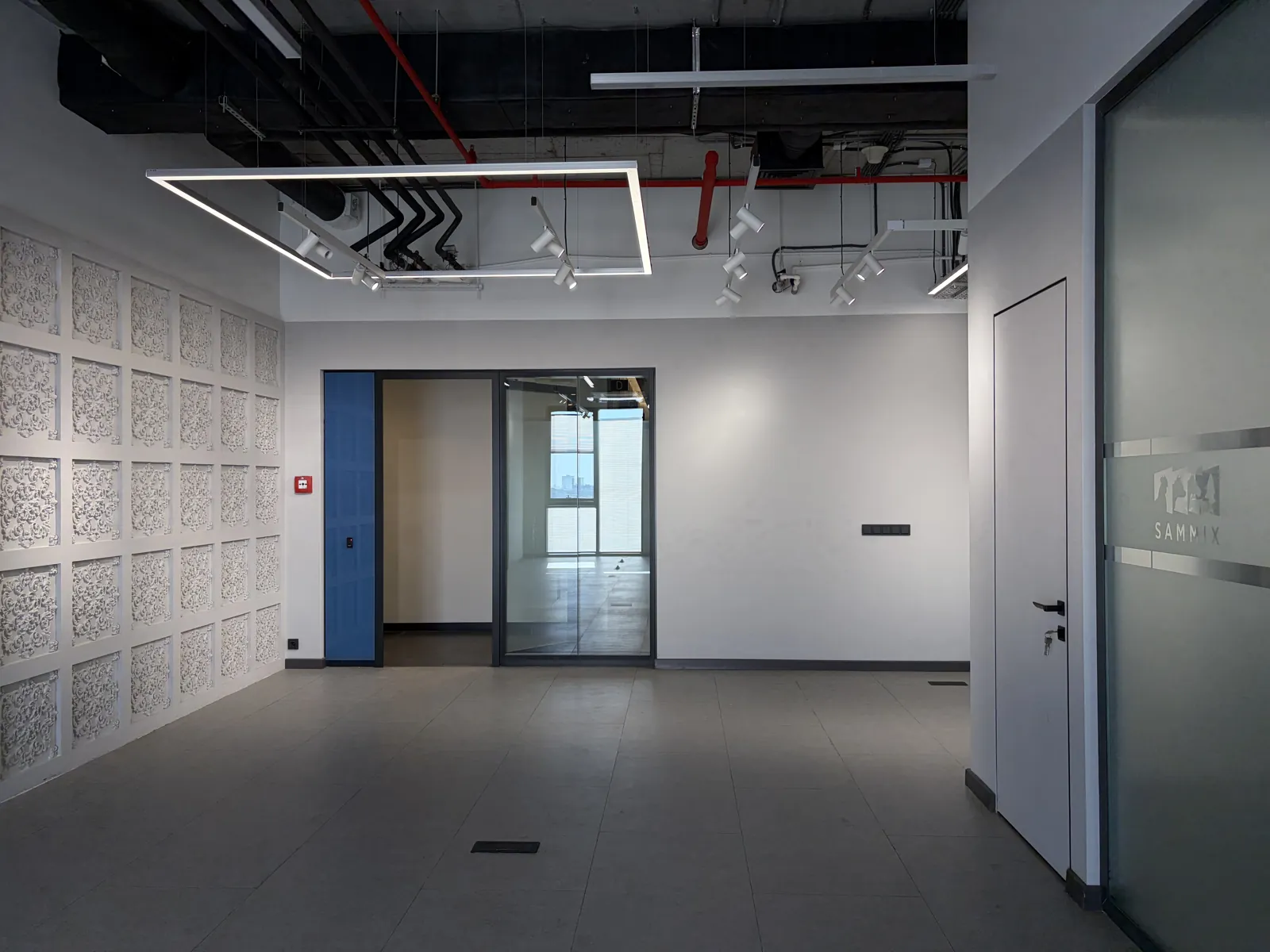 Офис 95 м² TRILLIANT, 1